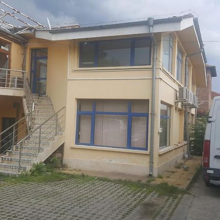 Hotel Sachaka Karlovo Esterno foto