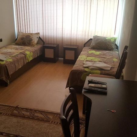 Hotel Sachaka Karlovo Esterno foto