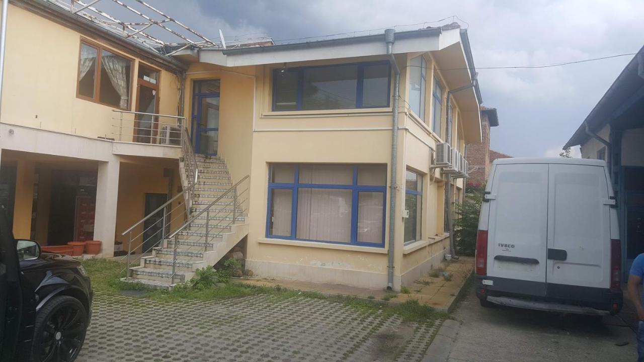 Hotel Sachaka Karlovo Esterno foto